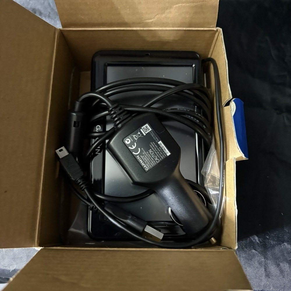Garmin Nuvi 2555LMT Vehicle Car Auto Navigation Travel GPS NEW Open Box Unused! - Picture 2 of 5